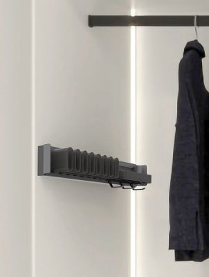 Держатель для галстуков и ремней с полочкой выдвижной 320 мм Конеро D 345 мм цвет ЧЕРНЫЙ